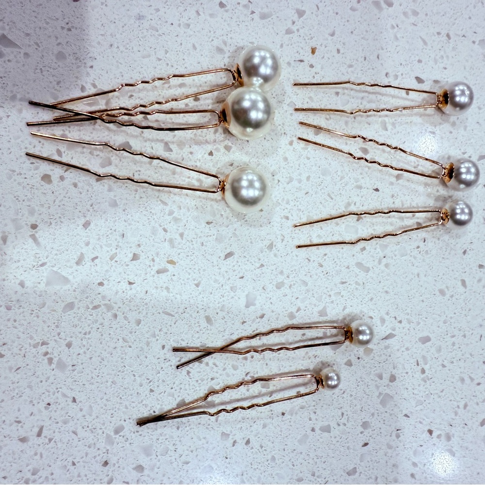 Elegant Pearl Hair Pins